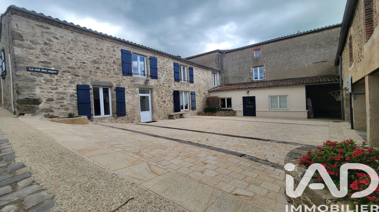 Ma-Cabane - Vente Maison Pouzauges, 366 m²