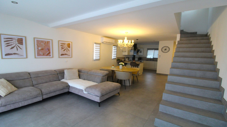 Ma-Cabane - Vente Maison POUZOLLES, 95 m²