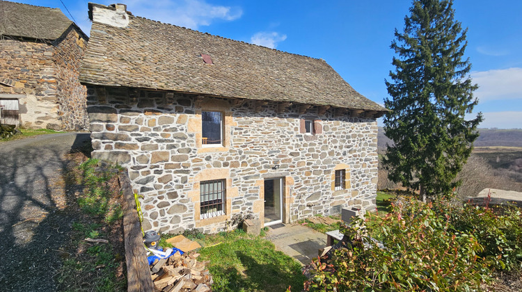 Ma-Cabane - Vente Maison PRADES-D'AUBRAC, 114 m²