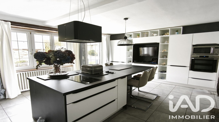 Ma-Cabane - Vente Maison Pré-en-Pail, 219 m²