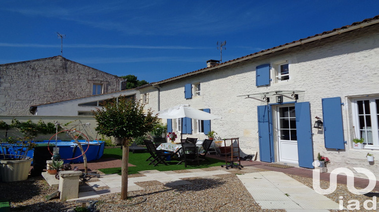 Ma-Cabane - Vente Maison Préguillac, 300 m²