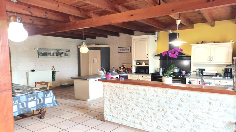 Ma-Cabane - Vente Maison PREGUILLAC, 300 m²