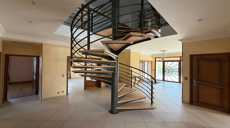 Ma-Cabane - Vente Maison PREMILHAT, 350 m²