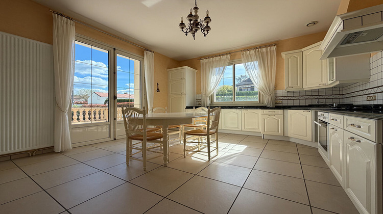 Ma-Cabane - Vente Maison PREMILHAT, 350 m²
