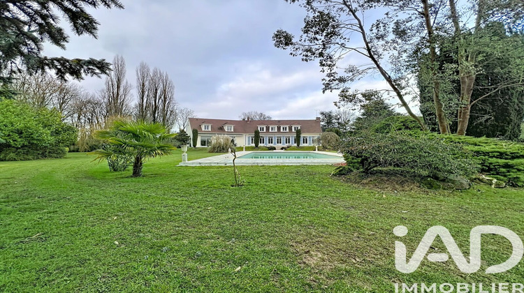 Ma-Cabane - Vente Maison Presles-en-Brie, 400 m²