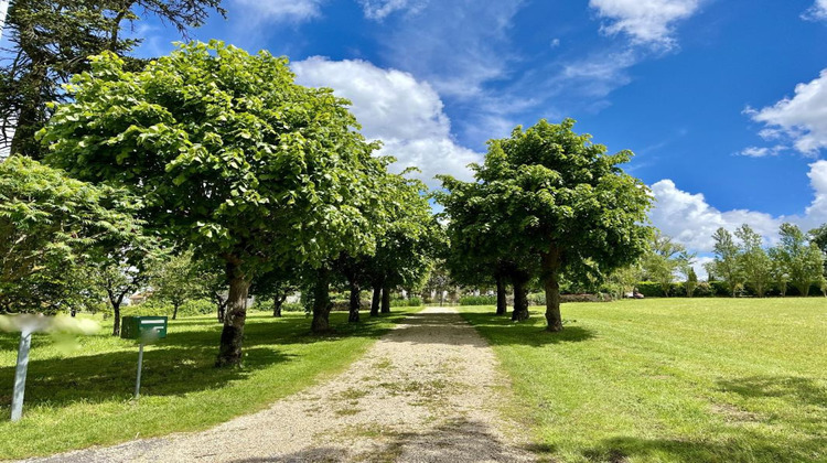 Ma-Cabane - Vente Maison PRESSAC, 297 m²