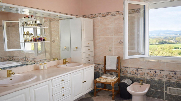 Ma-Cabane - Vente Maison Prisse, 295 m²