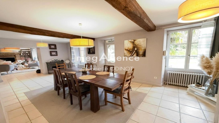 Ma-Cabane - Vente Maison PRUNAY LE TEMPLE, 227 m²