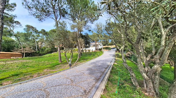 Ma-Cabane - Vente Maison PUGET-SUR-ARGENS, 217 m²