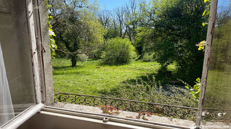Ma-Cabane - Vente Maison PUGEY, 302 m²