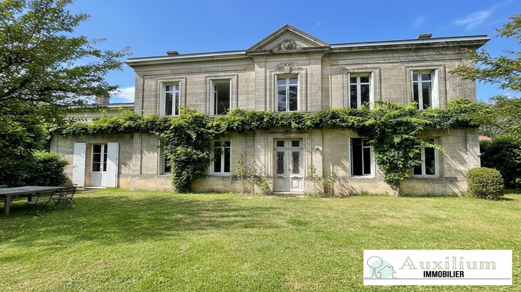 Ma-Cabane - Vente Maison Pugnac, 417 m²