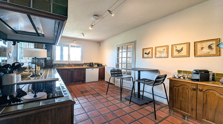 Ma-Cabane - Vente Maison PUGNY-CHATENOD, 220 m²