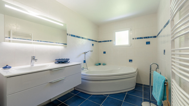 Ma-Cabane - Vente Maison PUGNY-CHATENOD, 155 m²
