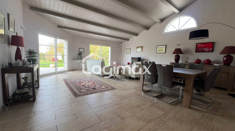 Ma-Cabane - Vente Maison PUILBOREAU, 201 m²