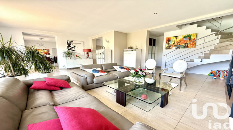 Ma-Cabane - Vente Maison Pujaut, 187 m²