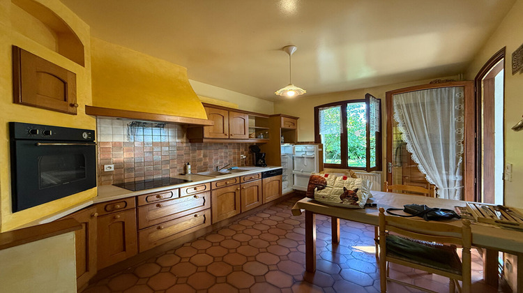 Ma-Cabane - Vente Maison PUJOLS, 140 m²