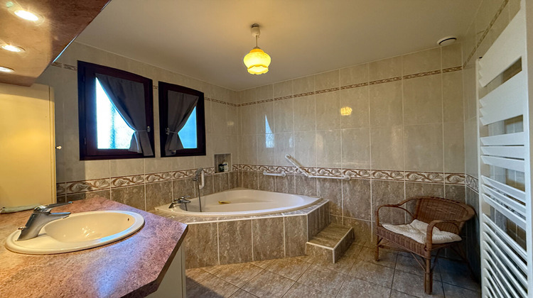 Ma-Cabane - Vente Maison PUJOLS, 140 m²