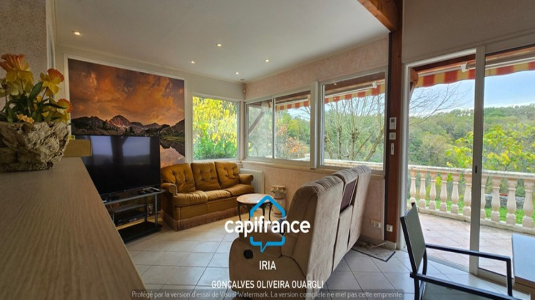 Ma-Cabane - Vente Maison PUJOLS, 175 m²