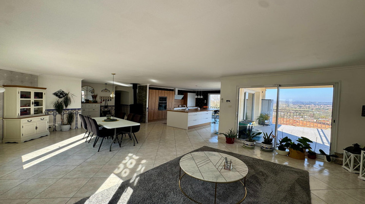 Ma-Cabane - Vente Maison Pujols, 230 m²