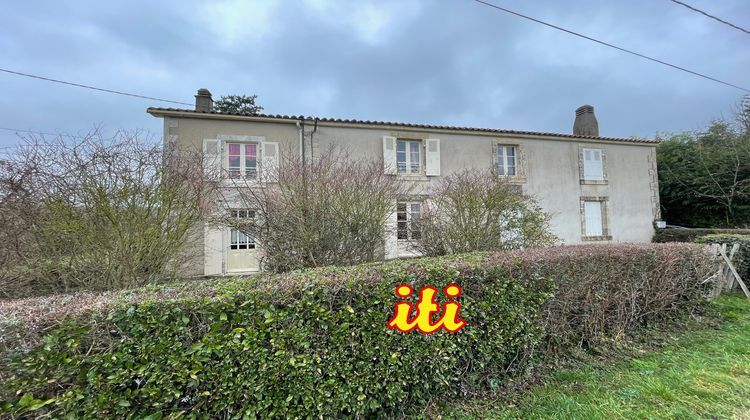 Ma-Cabane - Vente Maison Puy-de-Serre, 104 m²