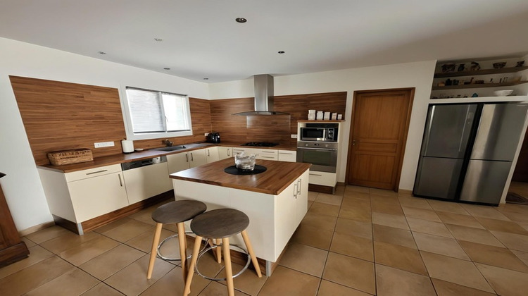 Ma-Cabane - Vente Maison PUY DU LAC, 158 m²