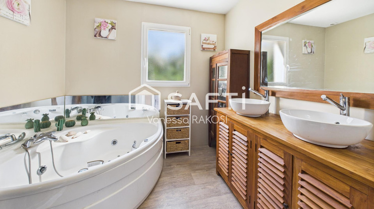 Ma-Cabane - Vente Maison Puy-du-Lac, 158 m²