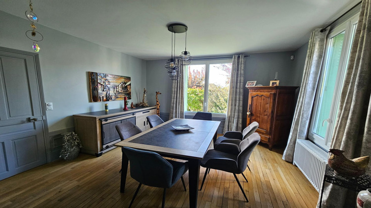 Ma-Cabane - Vente Maison Puy-Guillaume, 220 m²