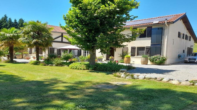 Ma-Cabane - Vente Maison Puydarrieux, 205 m²