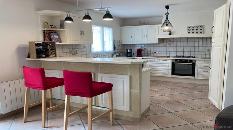 Ma-Cabane - Vente Maison PUYNORMAND, 175 m²