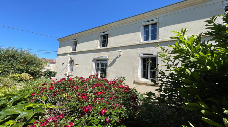 Ma-Cabane - Vente Maison Puyrolland, 220 m²