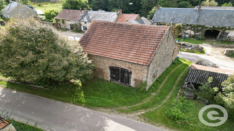 Ma-Cabane - Vente Maison Quarré-les-Tombes, 140 m²