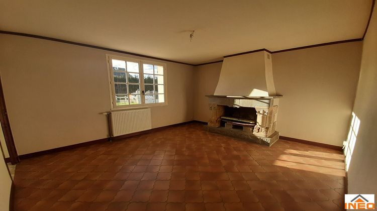 Ma-Cabane - Vente Maison QUEBRIAC, 100 m²