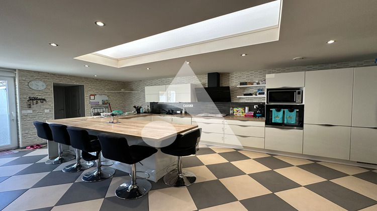 Ma-Cabane - Vente Maison RAISMES, 192 m²