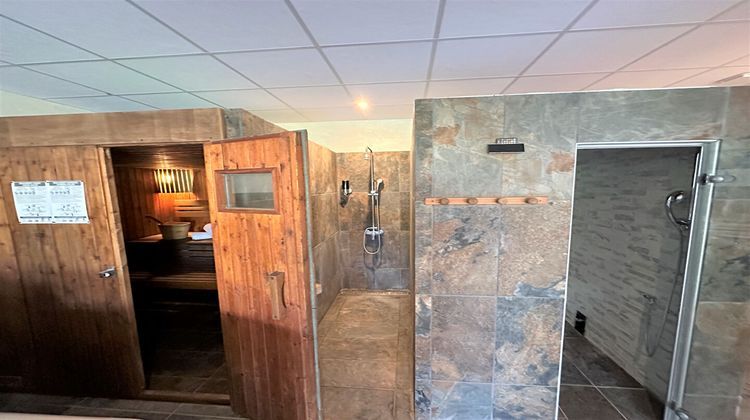 Ma-Cabane - Vente Maison RANG-DU-FLIERS, 410 m²