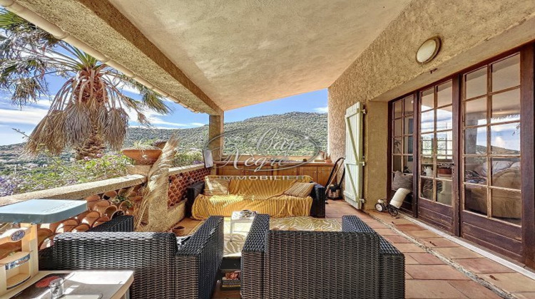 Ma-Cabane - Vente Maison RAYOL-CANADEL-SUR-MER, 257 m²