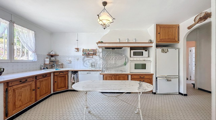 Ma-Cabane - Vente Maison RAYOL-CANADEL-SUR-MER, 206 m²