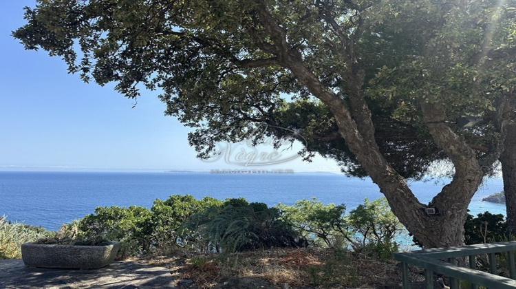 Ma-Cabane - Vente Maison RAYOL-CANADEL-SUR-MER, 206 m²