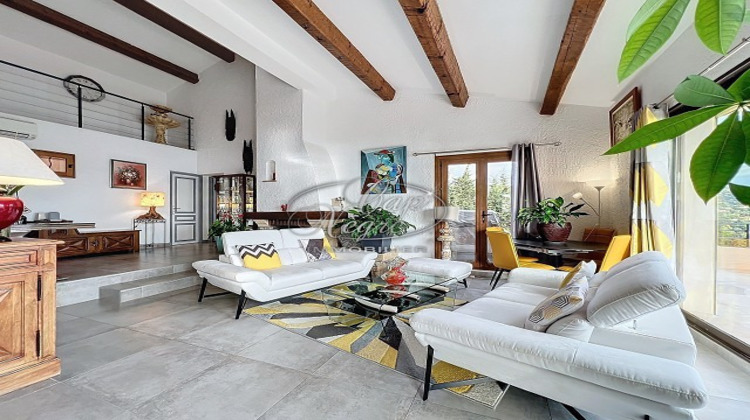 Ma-Cabane - Vente Maison RAYOL-CANADEL-SUR-MER, 179 m²