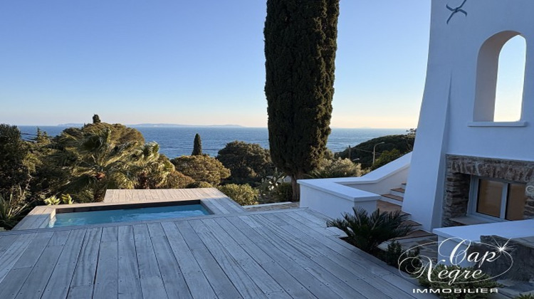 Ma-Cabane - Vente Maison RAYOL-CANADEL-SUR-MER, 215 m²