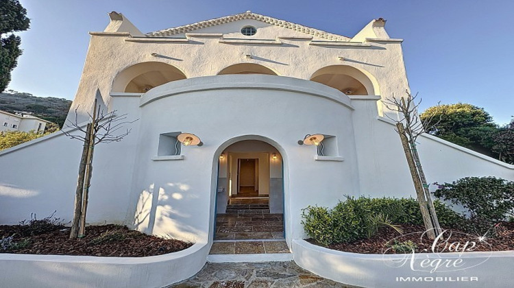 Ma-Cabane - Vente Maison RAYOL-CANADEL-SUR-MER, 215 m²