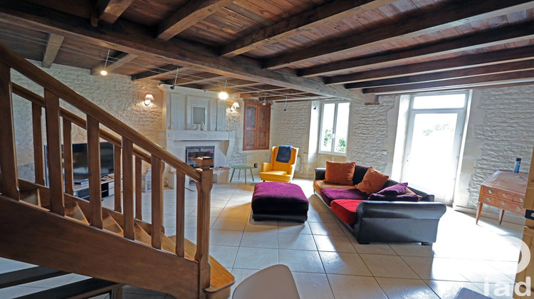 Ma-Cabane - Vente Maison Réaux, 213 m²