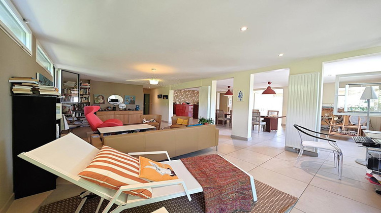 Ma-Cabane - Vente Maison REGUINY, 360 m²