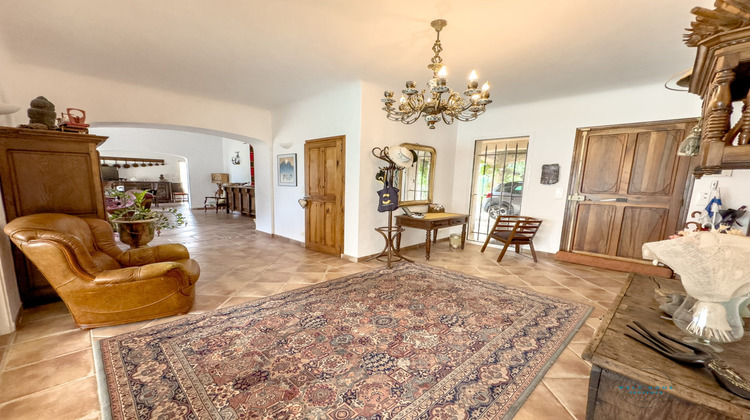 Ma-Cabane - Vente Maison Régusse, 250 m²