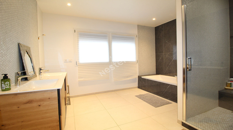 Ma-Cabane - Vente Maison REIMS, 199 m²