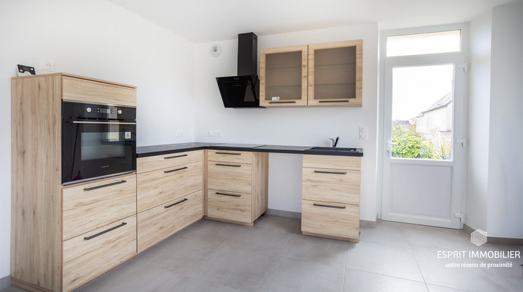 Ma-Cabane - Vente Maison RIEC-SUR-BELON, 97 m²