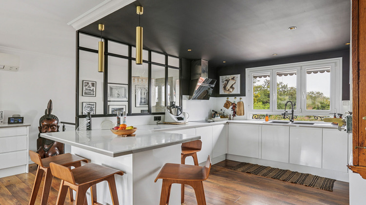 Ma-Cabane - Vente Maison RILLIEUX-LA-PAPE, 221 m²