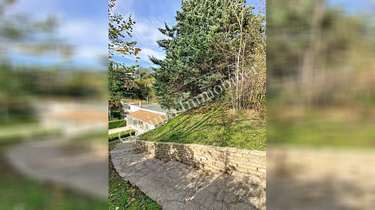 Ma-Cabane - Vente Maison RILLIEUX-LA-PAPE, 177 m²