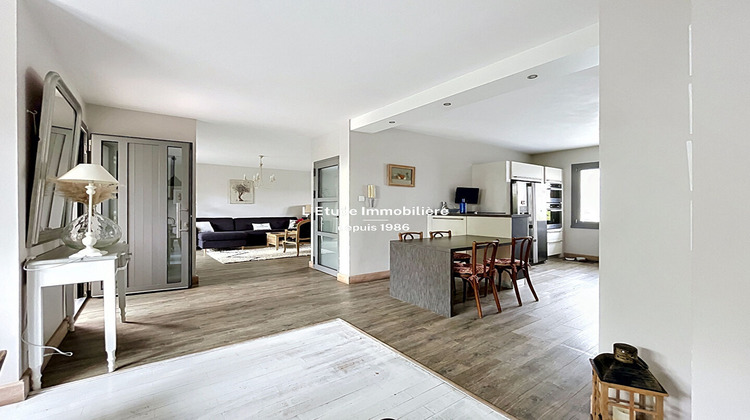 Ma-Cabane - Vente Maison RILLIEUX-LA-PAPE, 147 m²
