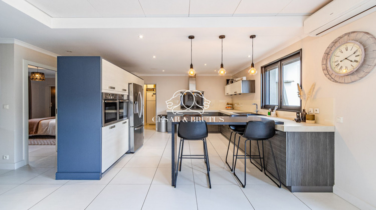 Ma-Cabane - Vente Maison Rillieux-la-Pape, 262 m²