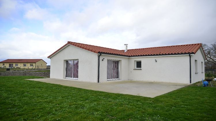 Ma-Cabane - Vente Maison RIOM, 90 m²